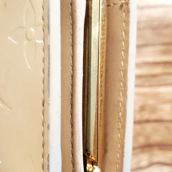 Louis Vuitton Vernis Kiss lock wallet - Picture 4 of 9